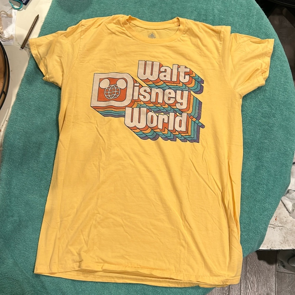 Disney world t shirt
